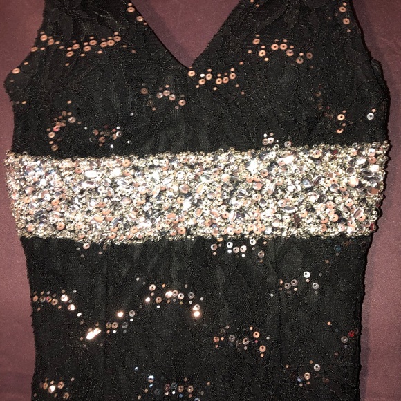 Black sequins prom dress - Picture 3 of 4